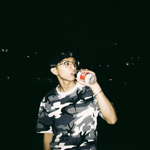 男男H双腿涨灌PLAY慎入视频
